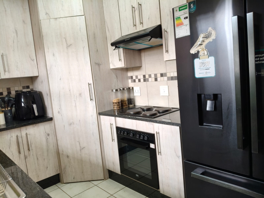 3 Bedroom Property for Sale in Waterval East North West